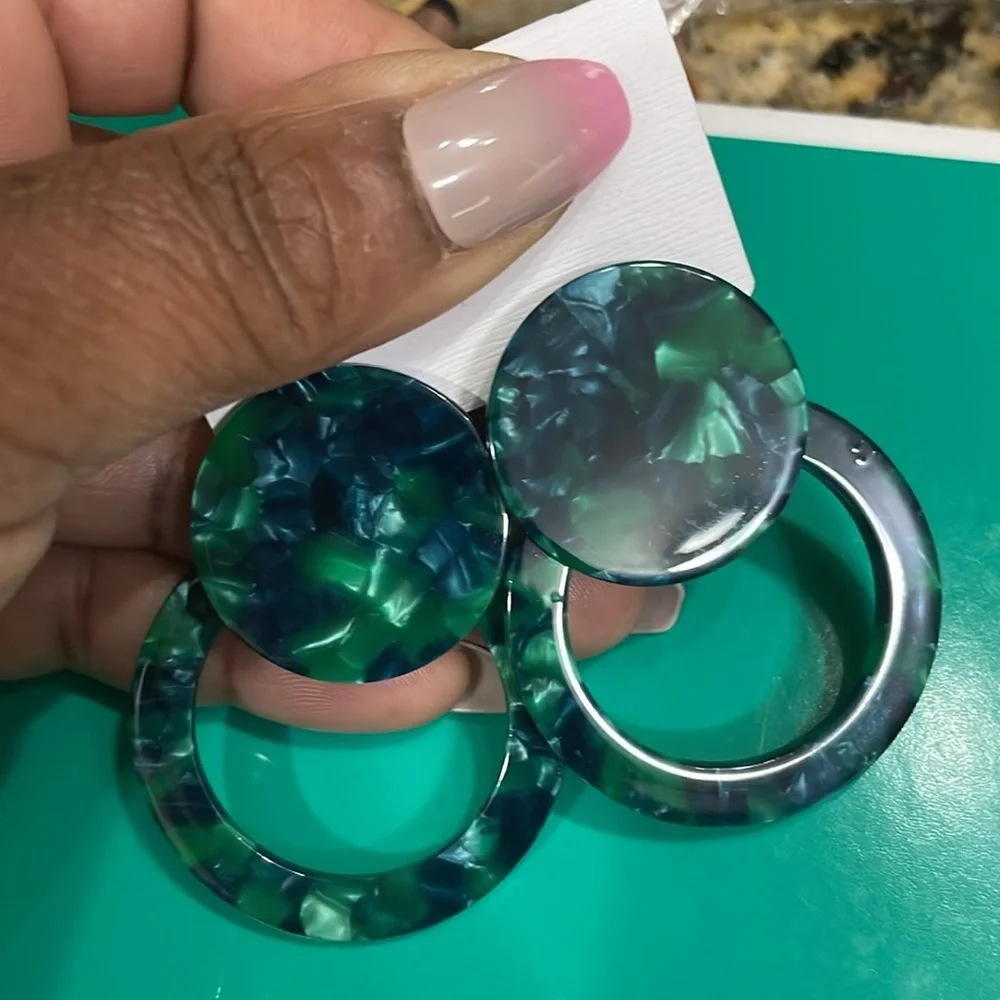 Green Hoop Earrings - Picture 4 of 9